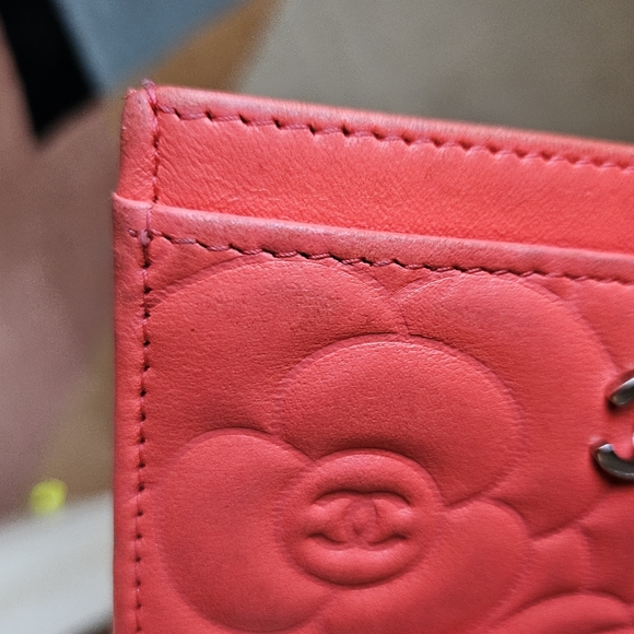 CHANEL Goatskin Camellia Embossed Card Holder Magenta Coral Pink - Picture 12 of 16